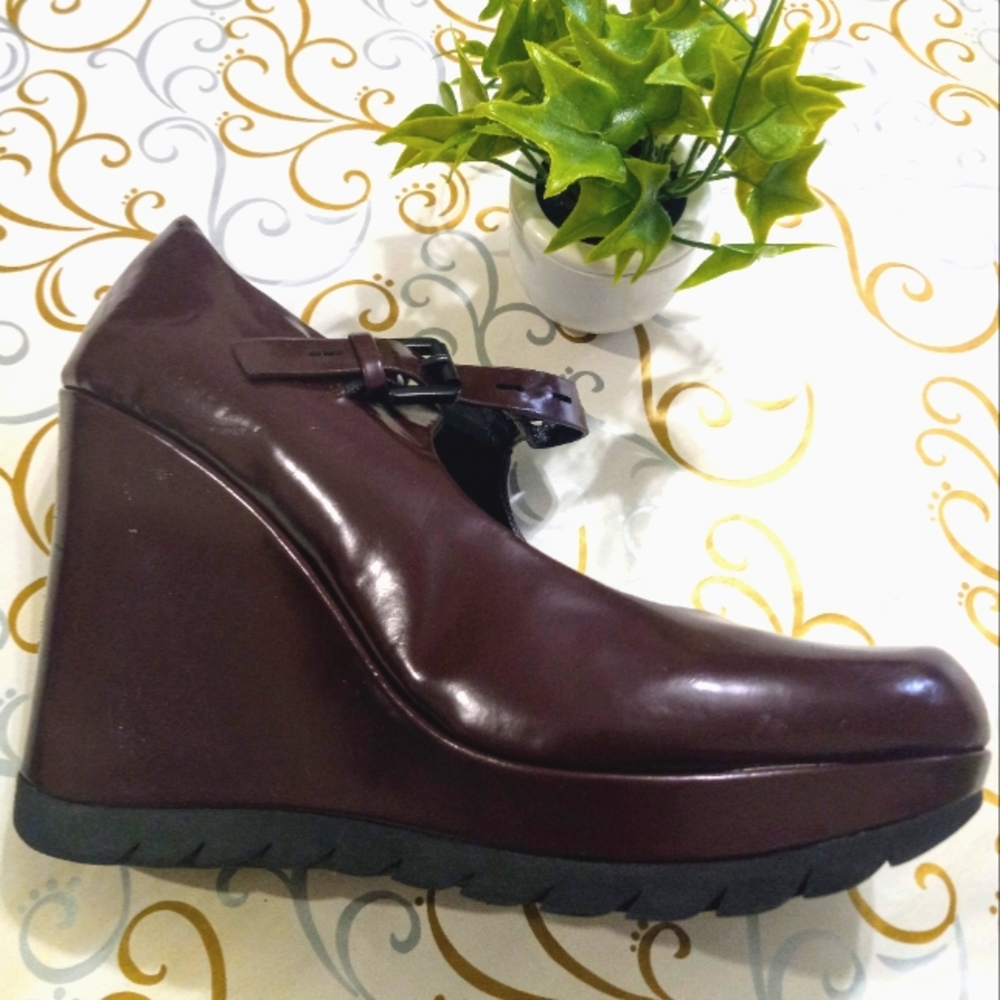 KENNETH COLE Shoes Woman color Wine Red, Size 7